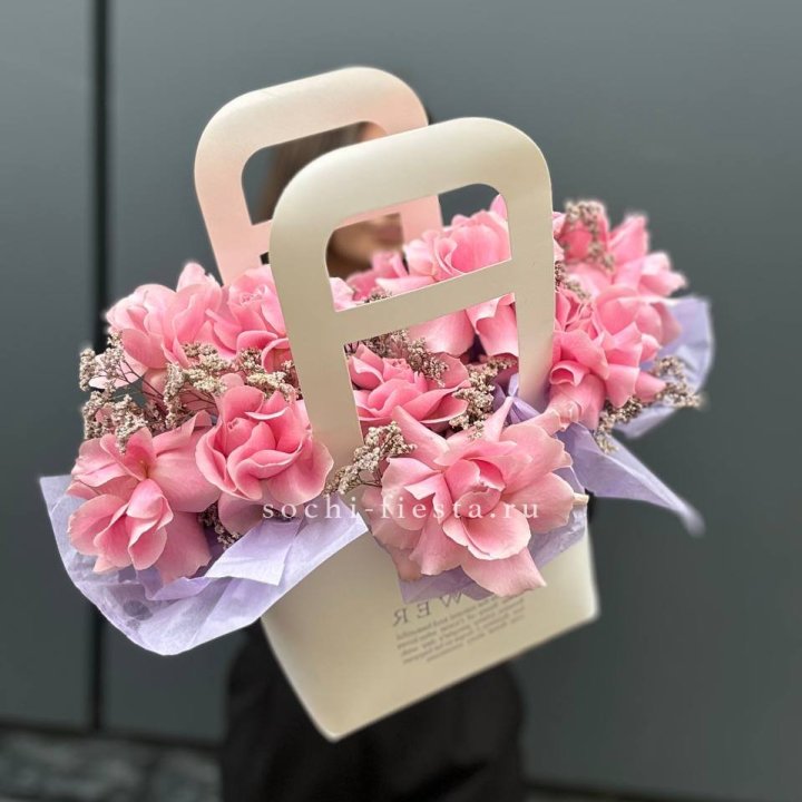 Сумочка розовых роз "Плинки" в Воронеже