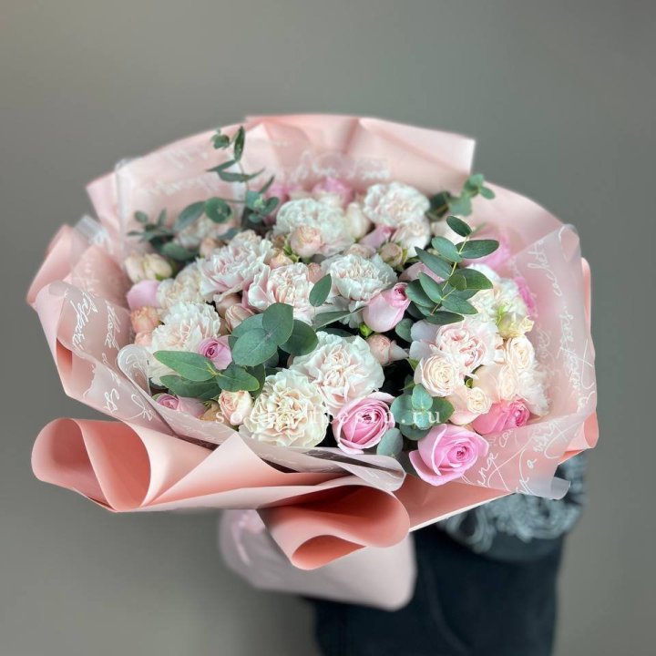  Букет  "Любовь в её глазах" в Воронеже