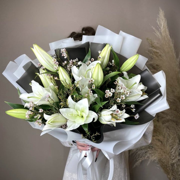 Букет лилий Снежная королева в Воронеже