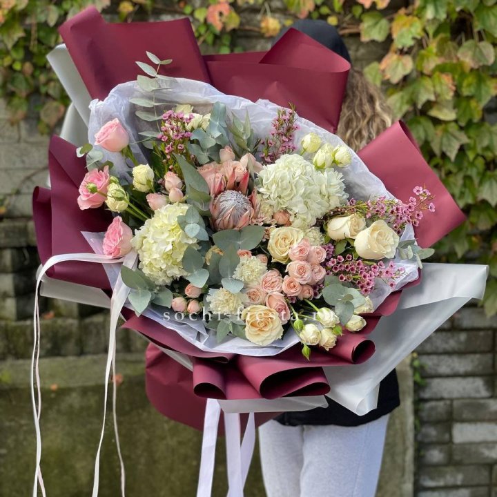 Авторский букет с протеей №1 в Воронеже