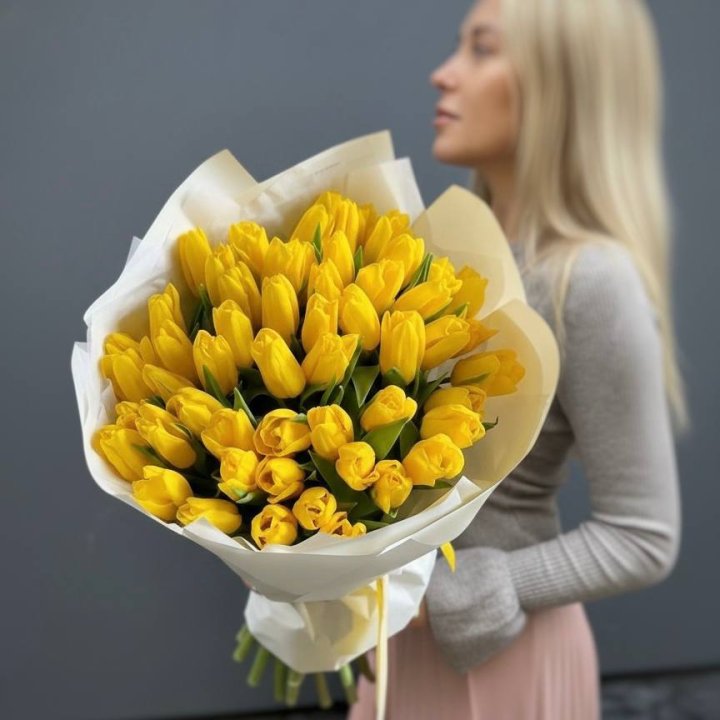 51 желтый тюльпан в Воронеже