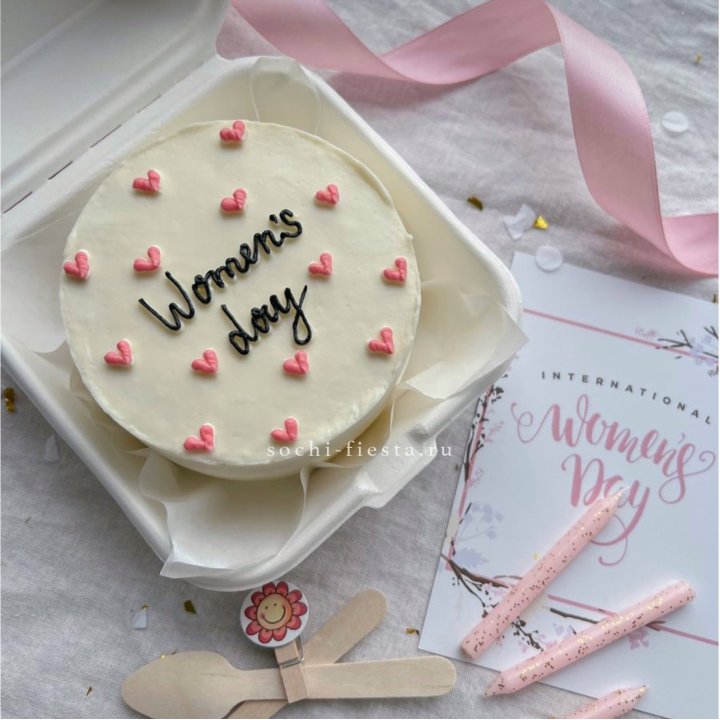Бенто-торт "Дорогим женщинам"  в Воронеже