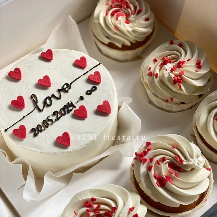 Капкейки и бенто-торт "Любимые" в Воронеже