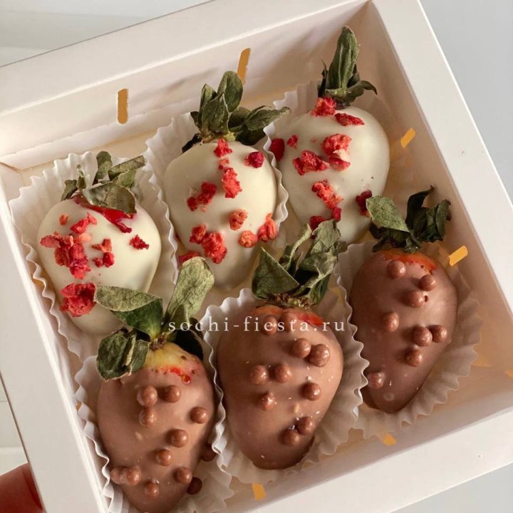 Клубника в шоколаде 6 ягод в Воронеже