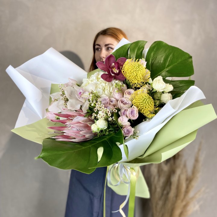 Дизайнерский букет экзотики в Воронеже