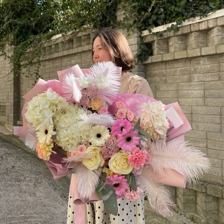 Дизайнерский букет "Валенсия" в Воронеже