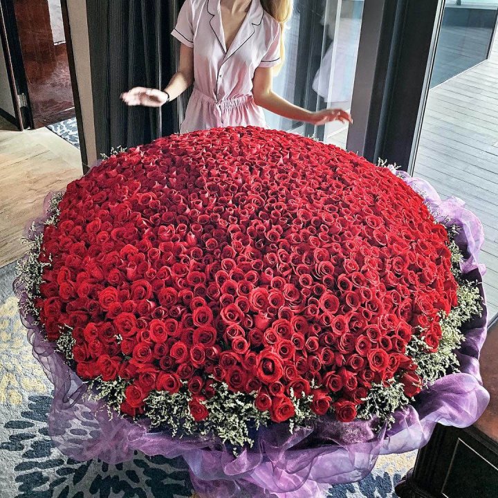 1001 роза в Воронеже