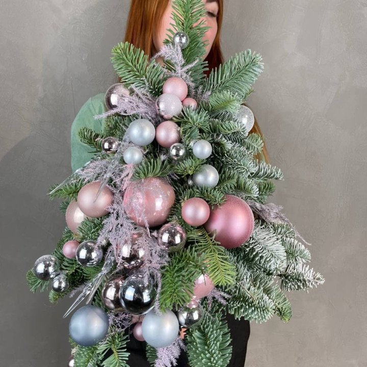 Новогодняя елочка "Розе голд" в Воронеже