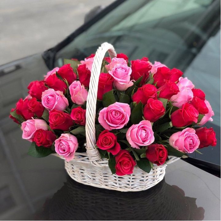 Корзина с розами  в Воронеже