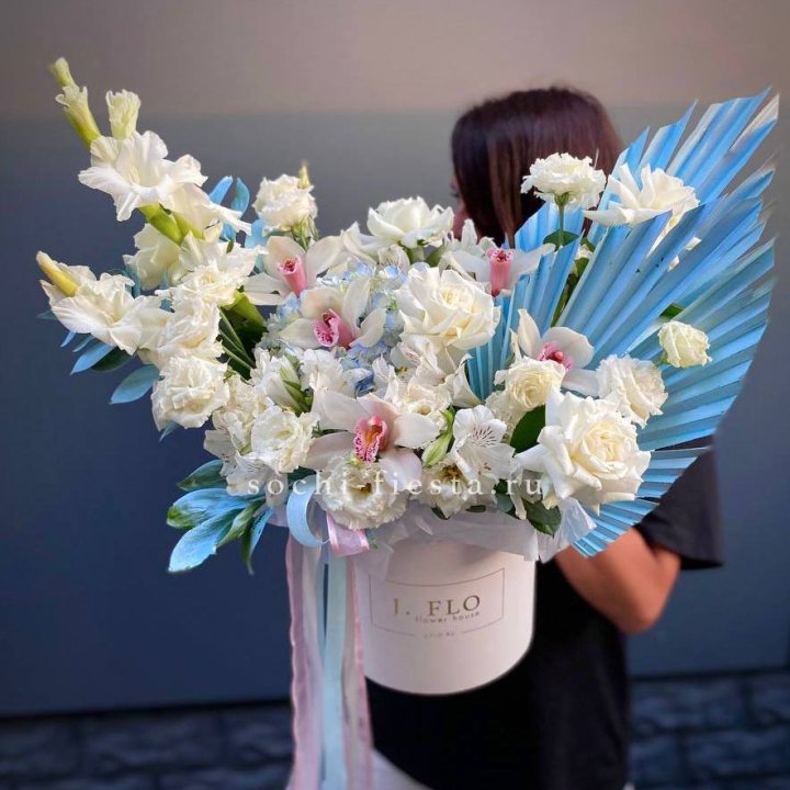 Цветочный бокс №3 в Воронеже