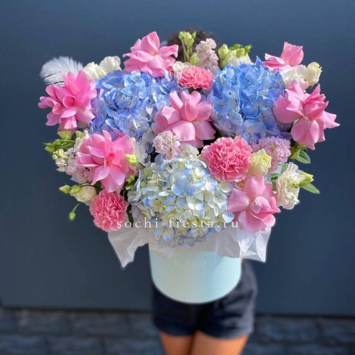 Коробка с цветами "Лемия" в Воронеже