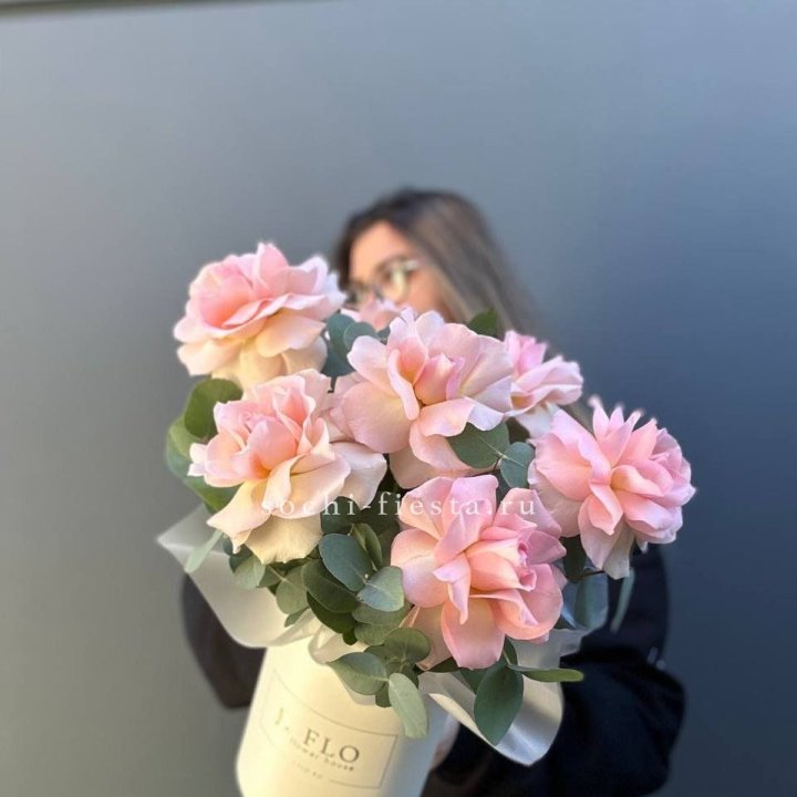 Французские роз в боксе в Воронеже