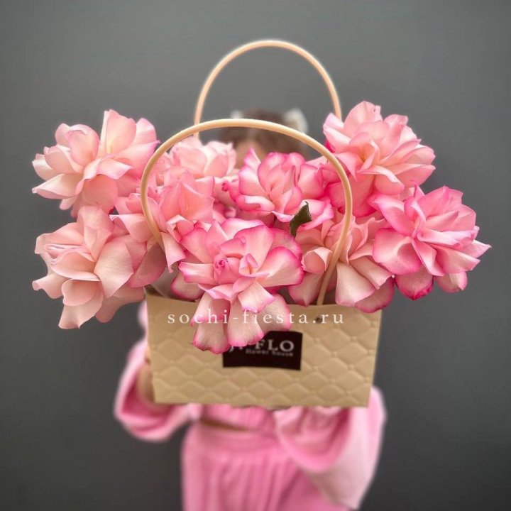 Сумочка розовых роз Венди в Воронеже