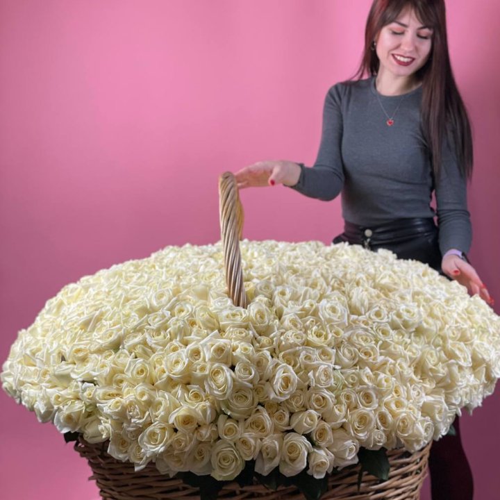 1001 белая роза в Воронеже