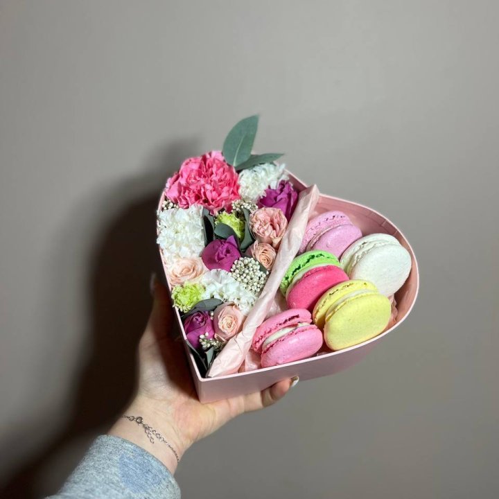 Дуо цветы и макаронсы в Воронеже