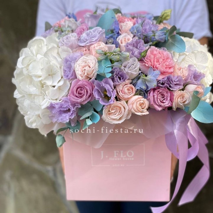 Цветочный бокс макси каб в Воронеже
