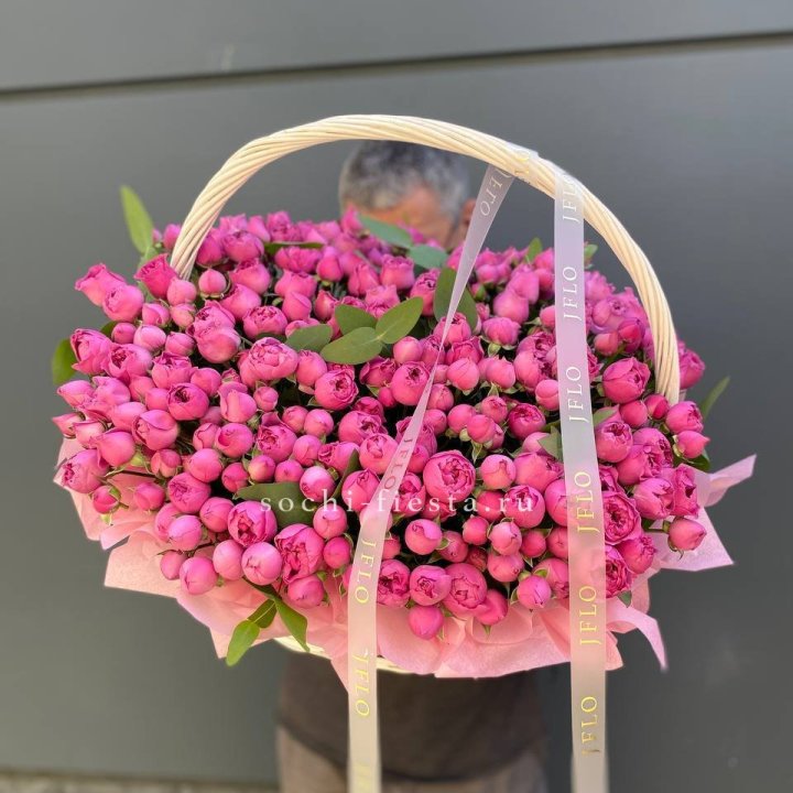 Корзина роз Мисти Баблс 101 в Воронеже