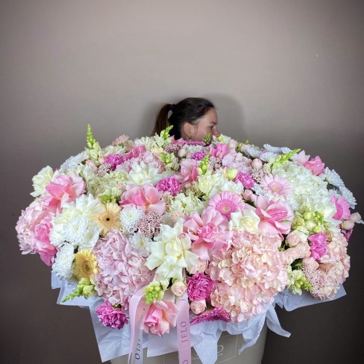 Корзина цветов «Рандеву» в Воронеже