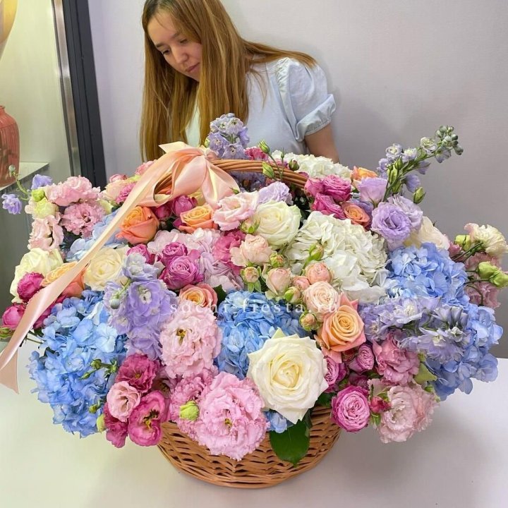 Авторская корзина "Экстра" в Воронеже