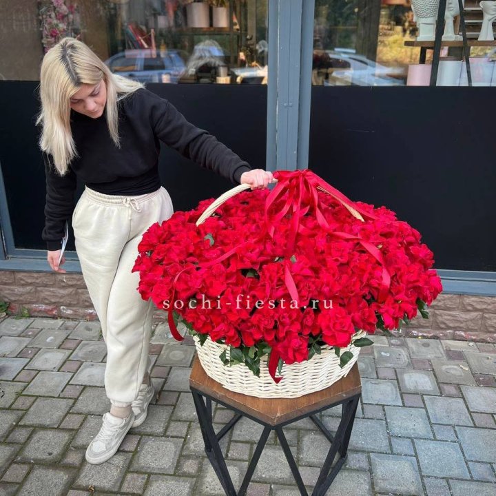 201 французская красная роза в Воронеже