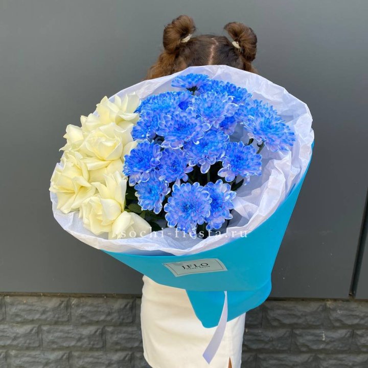 Дуо букет розы и хризантема в Воронеже