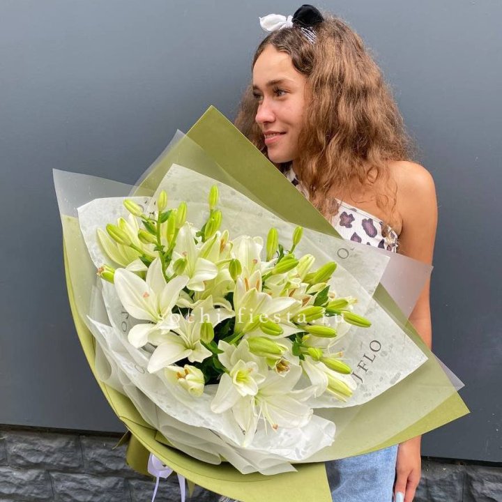 Букет  лилий "Изумруд" в Воронеже