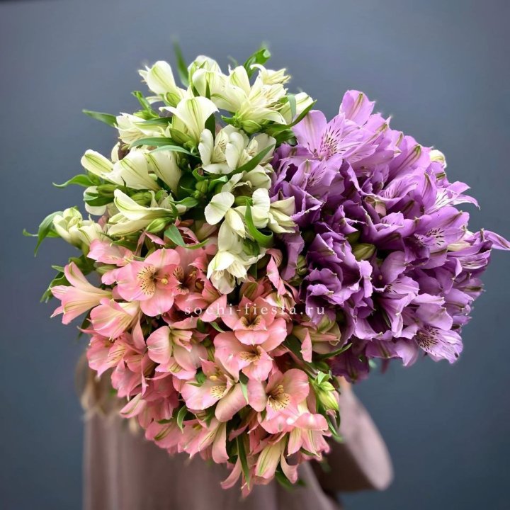 Охапка Альстромерии в Воронеже