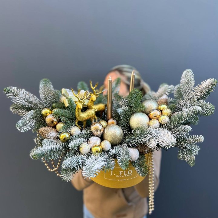 Композиция "Мери крисмас голд" в Воронеже