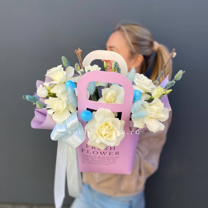 Цветочная сумочка "Пасхальная композиция" в Воронеже