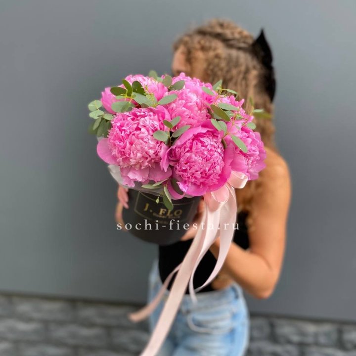 Дизайнерский цилиндр "Фломени" в Воронеже