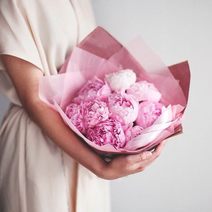 9 зефирных пионов в Воронеже