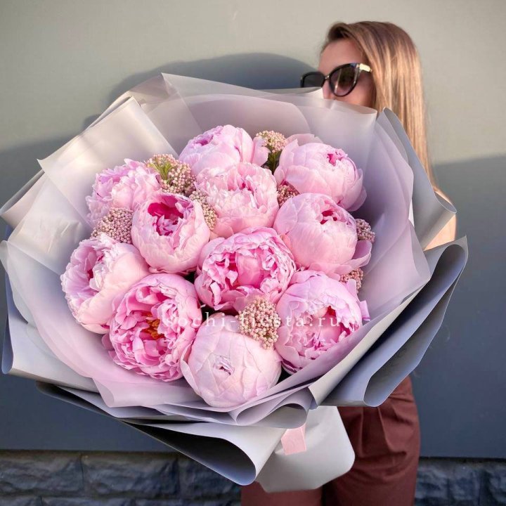 Букет с пионами "Стайл" в Воронеже