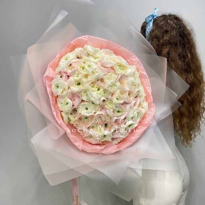 113 ранункулюсов  в Воронеже