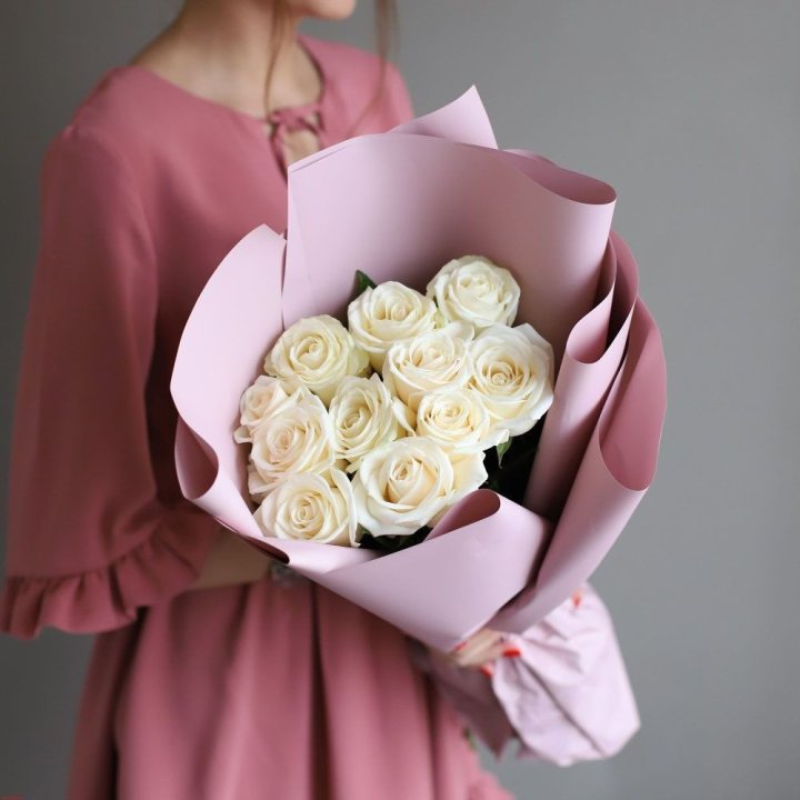 11 белых роз в Воронеже