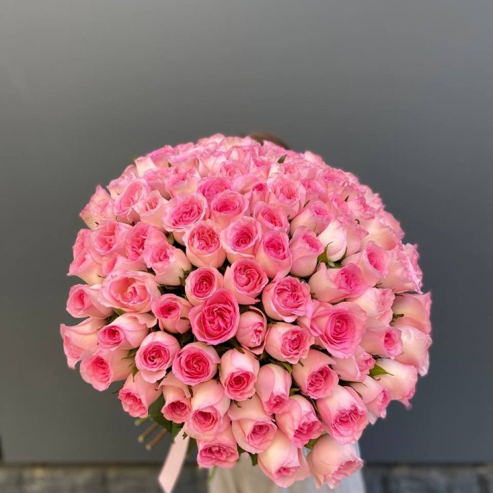 101 розовая роза в Воронеже