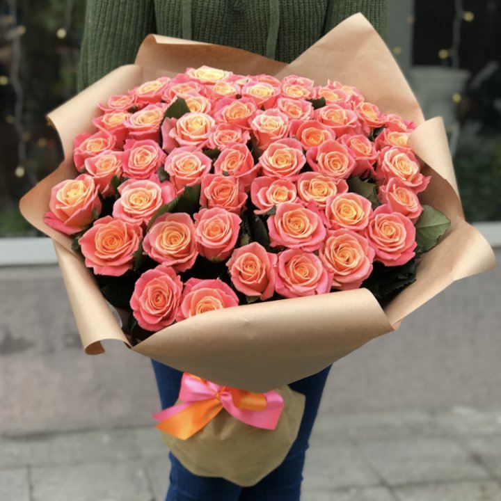 55 роз мисс пигги в Воронеже