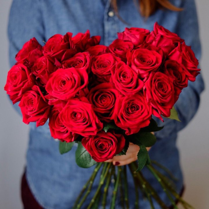 25 красных роз в Воронеже