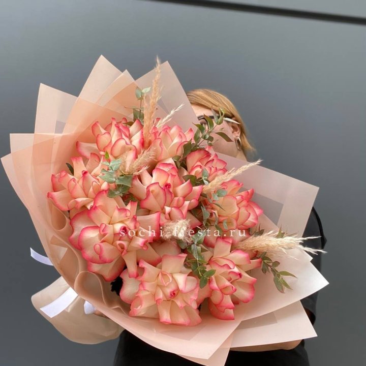 9 Французских роз Джумилия  в Воронеже