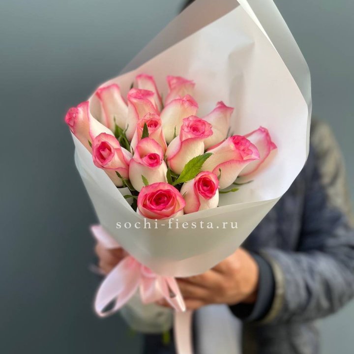 15 роз "Джумилия" в Воронеже