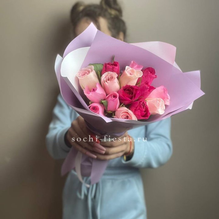 Букет из 15 роз Микс (Кения) в Воронеже