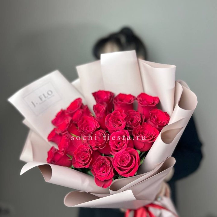 21 красная роза  в Воронеже