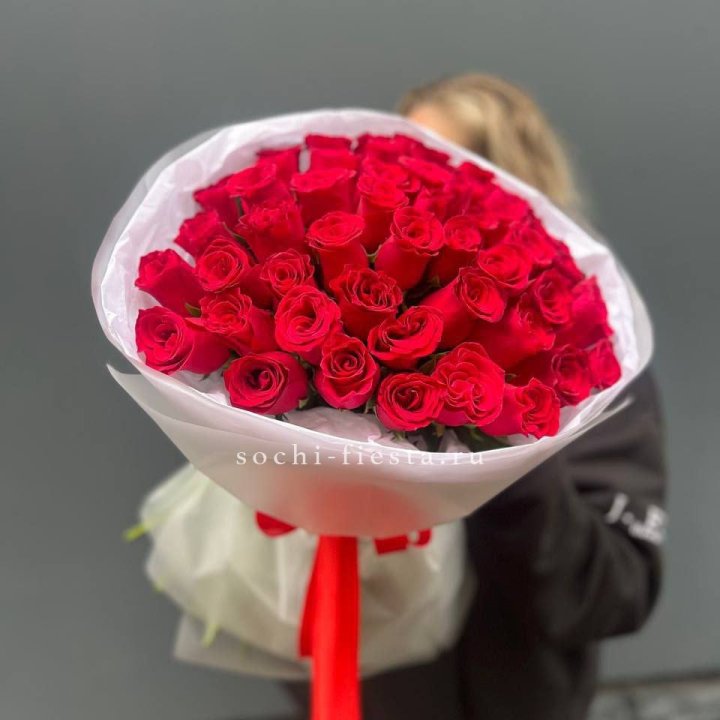 55 красных роз "Амелия" в Воронеже