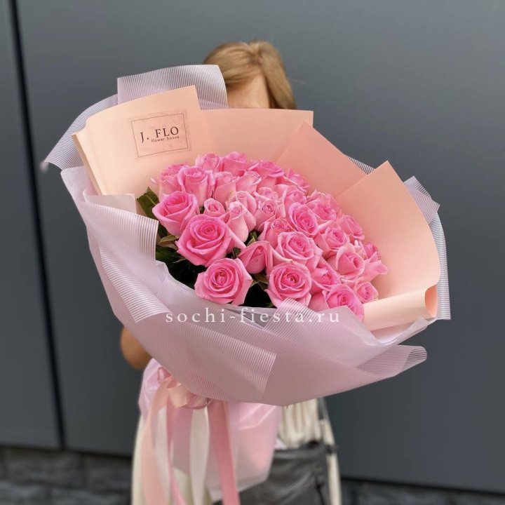 33 Розовые розы в Воронеже