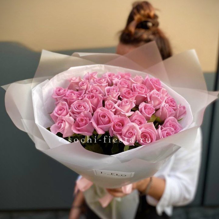 Букет розовых роз  в Воронеже