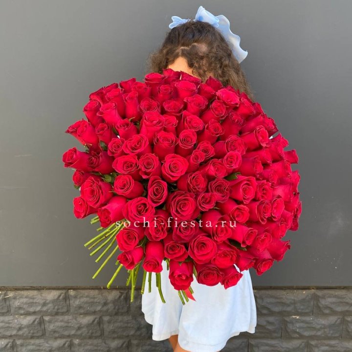 101 красная роза в Воронеже