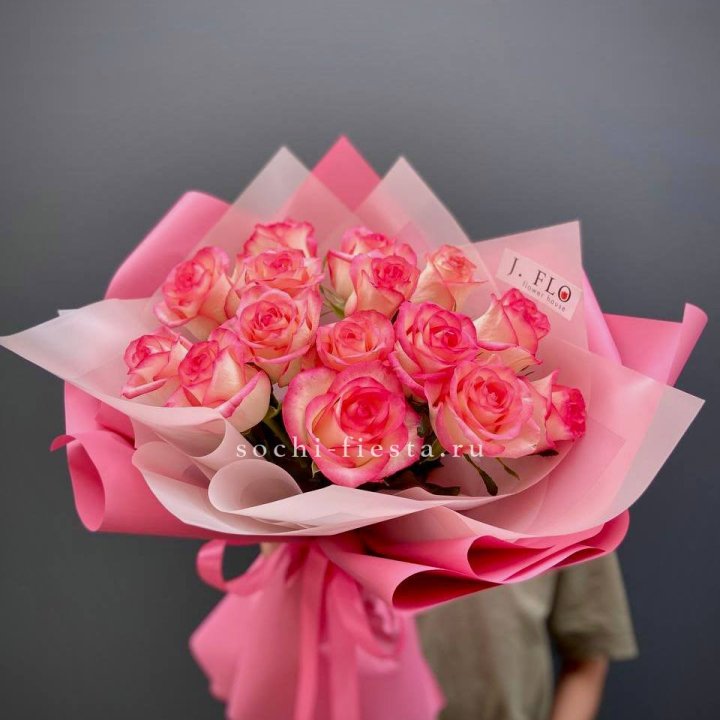 15 роз "Джумилия" в Воронеже