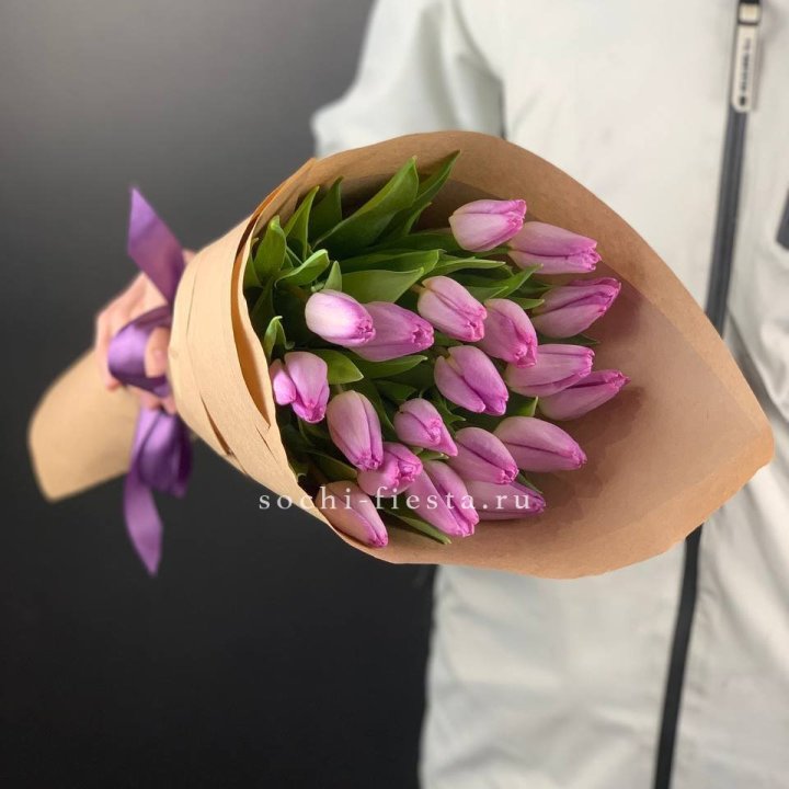 19 розовых  тюльпанов в Воронеже