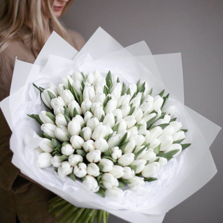 101 белый тюльпан в Воронеже