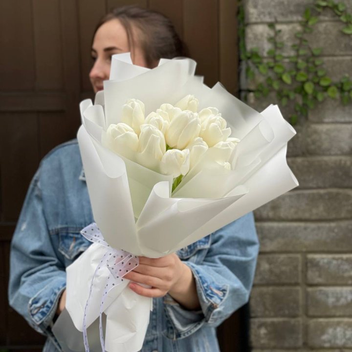 Букет белоснежных тюльпанов в Воронеже